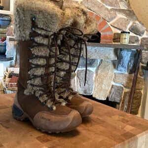 Women’s tall winter boots